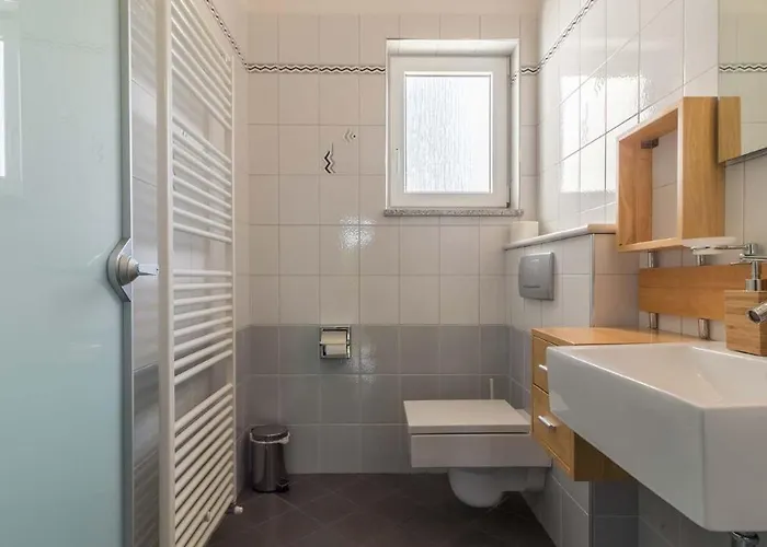 Luxury Nicol With Pool And Sea View 300m From The Villa *