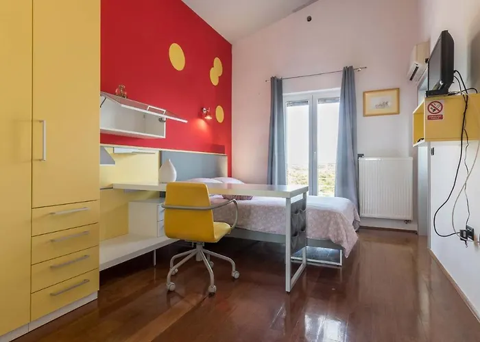 Luxury Nicol With Pool And Sea View 300m From The Pula