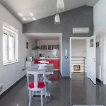 Villa Luxury Nicol With Pool And Sea View 300m From The