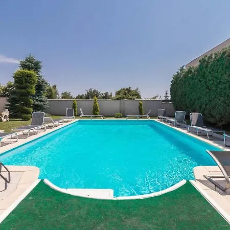 فيلة Luxury Nicol With Pool And Sea View 300m From The بولا